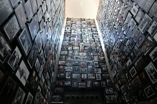 Holocaust Museum, Photo Courtesy of wikimedia